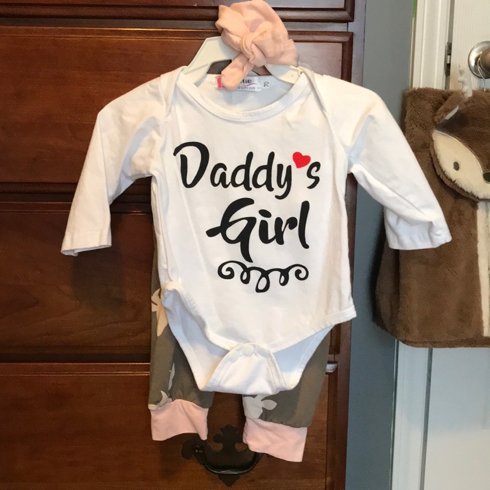 Daddy’s Girl outfit with bow